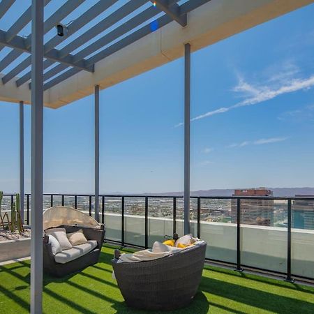 Detailed 2Bd, Highrise Dt, Pool, Gym, Parking, Sleeps 8 Apartment Phoenix Exterior foto