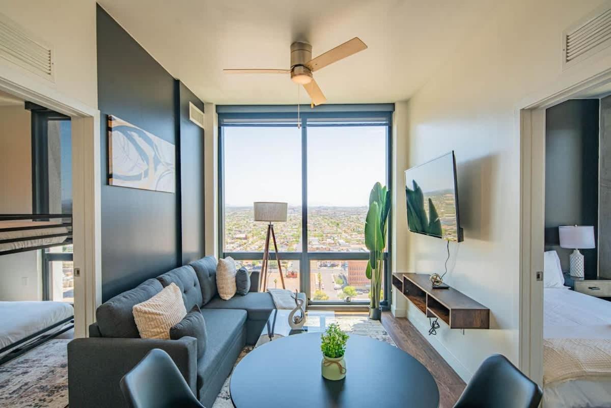 Detailed 2Bd, Highrise Dt, Pool, Gym, Parking, Sleeps 8 Apartment Phoenix Exterior foto